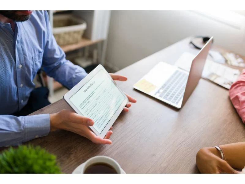 מהי אשרת שהייה A/5 בישראל ואיך מקבלים אותה? מדריך משפטי מלא